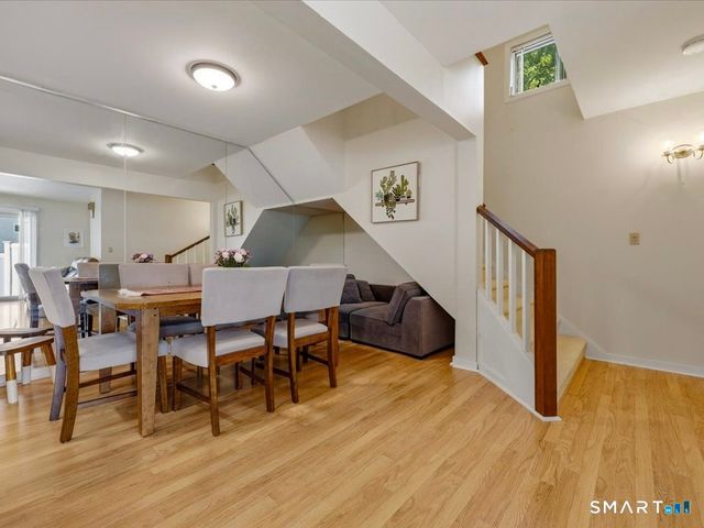 175 South End Road B13, East Haven, CT 06512