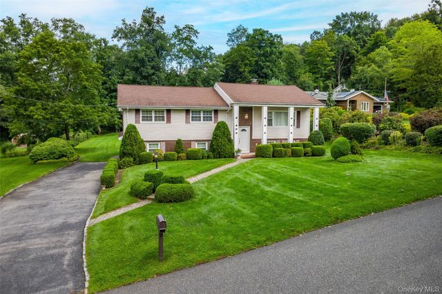 8 Pinewood Sherman, Call Listing Agent, CT 06784