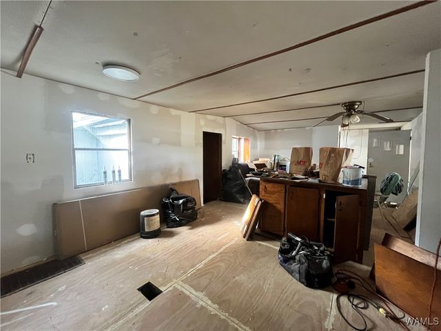 303 MLK, Livingston, AL 35470