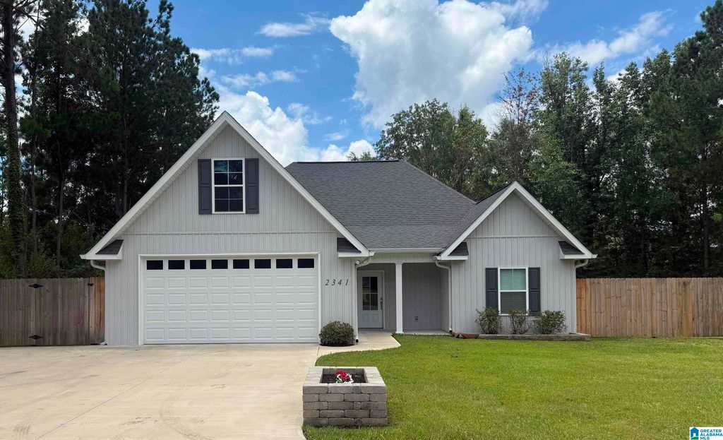 2431 ABERNATHY CIRCLE N, Southside, AL 35907