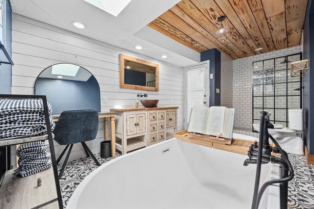 118 Clemson Rd., Conway, SC 29526