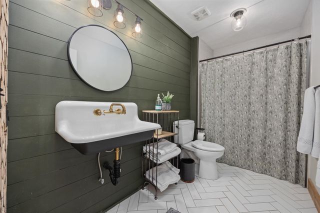 118 Clemson Rd., Conway, SC 29526