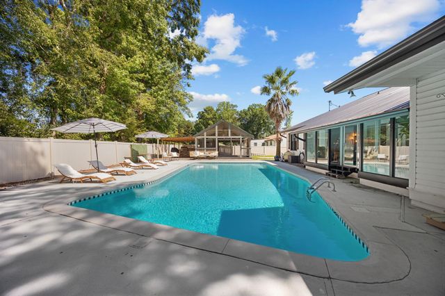 118 Clemson Rd., Conway, SC 29526