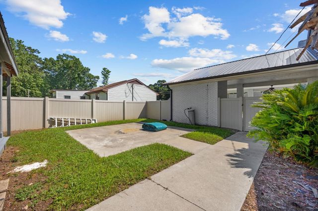 118 Clemson Rd., Conway, SC 29526