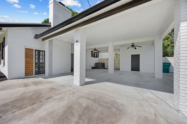 118 Clemson Rd., Conway, SC 29526