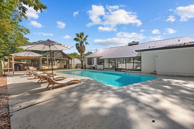 118 Clemson Rd., Conway, SC 29526