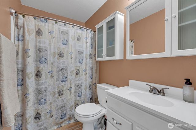 3801 Green Mountain Road NW, Bremerton, WA 98312