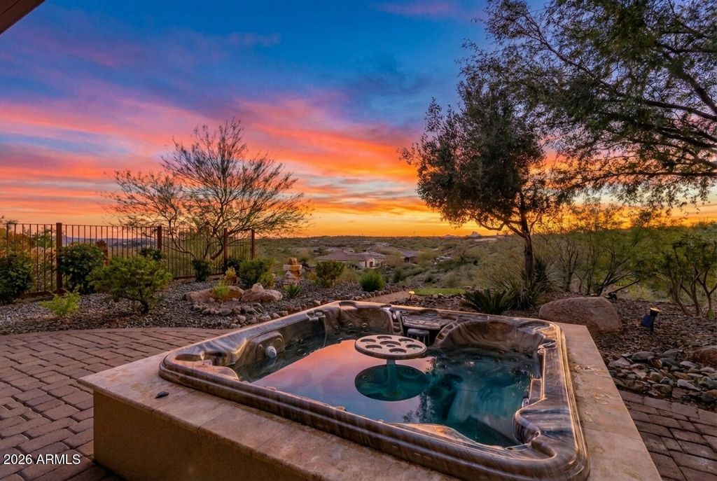 Image 6 of property listing at 3395 BIG SKY Drive, Wickenburg, AZ 85390