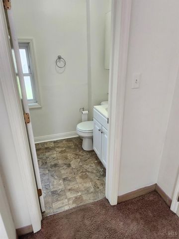 136 Cottonwood Drive, Millville, OH 45013