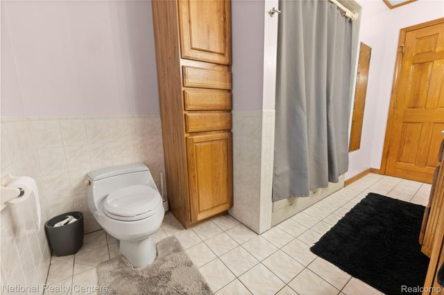 11720 Andersonville Road, Springfield Charter Township, MI 48350