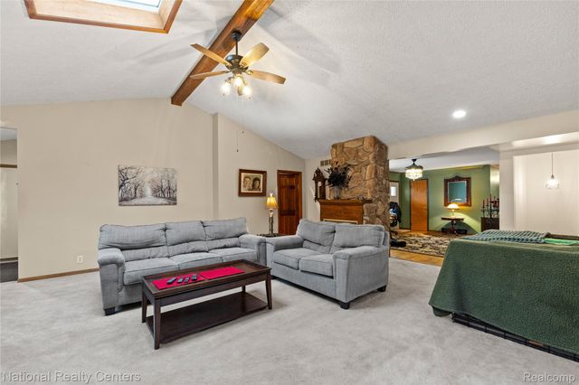 11720 Andersonville Road, Springfield Charter Township, MI 48350