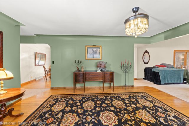 11720 Andersonville Road, Springfield Charter Township, MI 48350