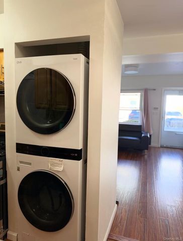 67-65 A cloverdale Lane, Oakland Gardens, NY 11364