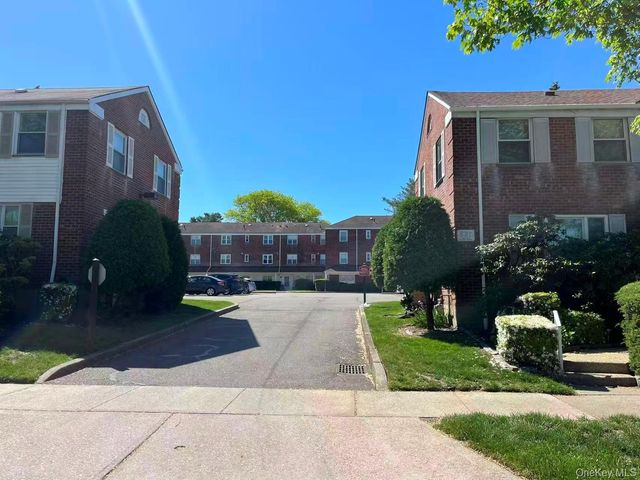 67-65 A cloverdale Lane, Oakland Gardens, NY 11364
