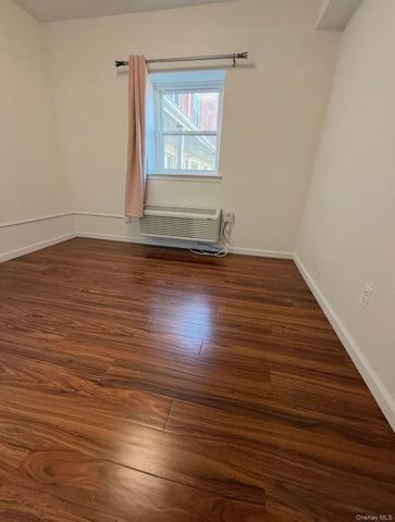 67-65 A cloverdale Lane, Oakland Gardens, NY 11364