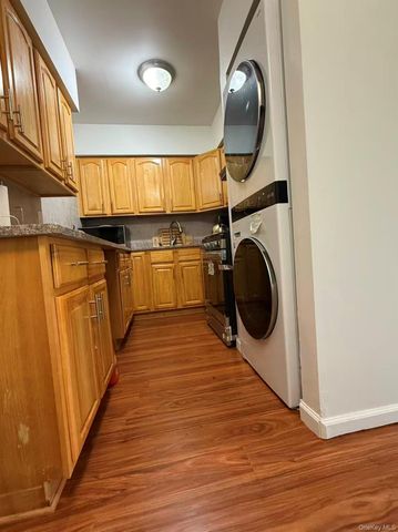 67-65 A cloverdale Lane, Oakland Gardens, NY 11364