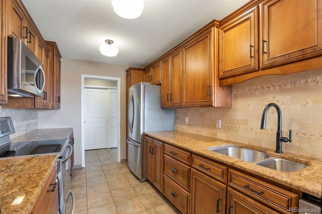 7865 E Mississippi Avenue 1108, Denver, CO 80247