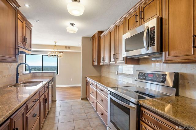 7865 E Mississippi Avenue 1108, Denver, CO 80247