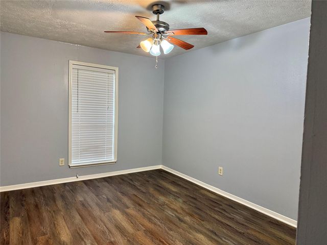 3007 Wagon Trail Drive, Sugar Land, TX 77479