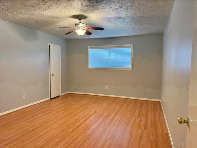 3007 Wagon Trail Drive, Sugar Land, TX 77479