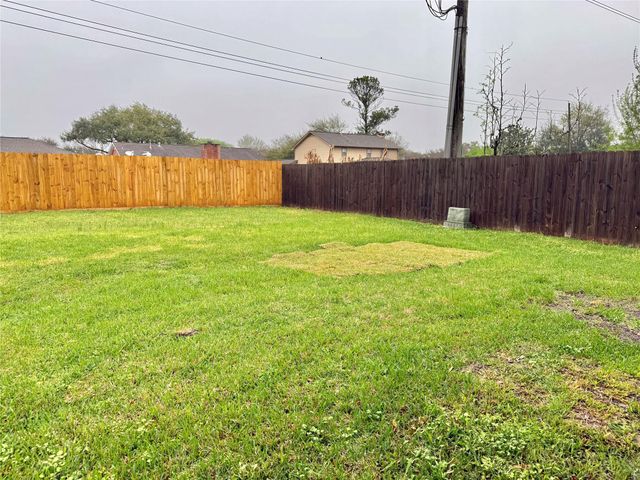 3007 Wagon Trail Drive, Sugar Land, TX 77479