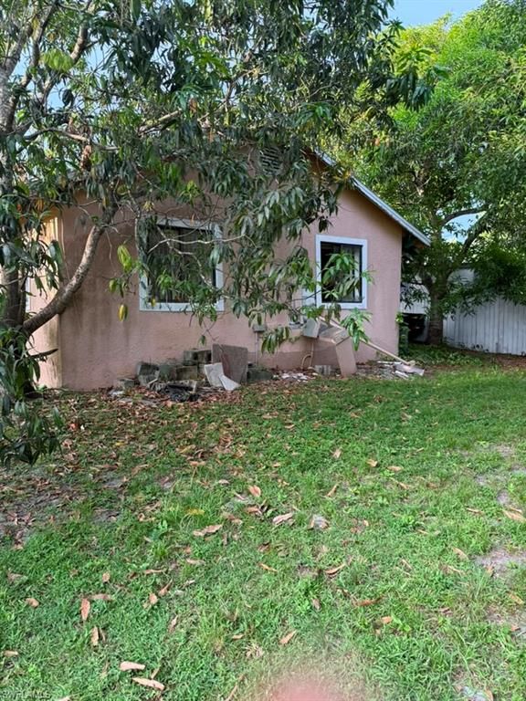 5226 Dixie DR, NAPLES, FL 34113 — photo 2