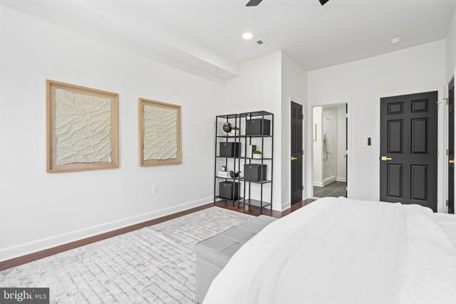 811 NEWINGTON AVE, Baltimore, MD 21217