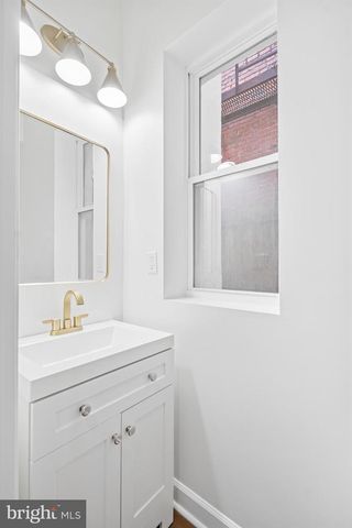 811 NEWINGTON AVE, Baltimore, MD 21217