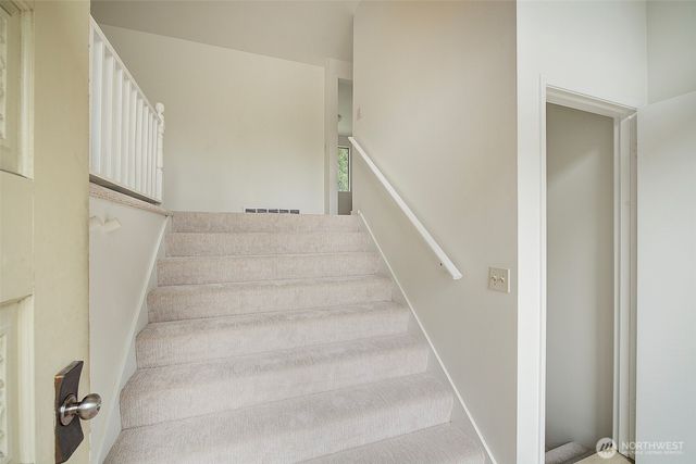 13536 28th Avenue NE, Seattle, WA 98125