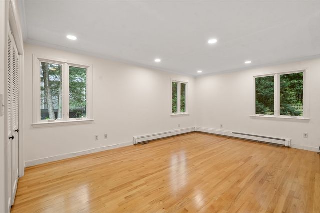 23 Bellevue, Wellesley, MA 02481