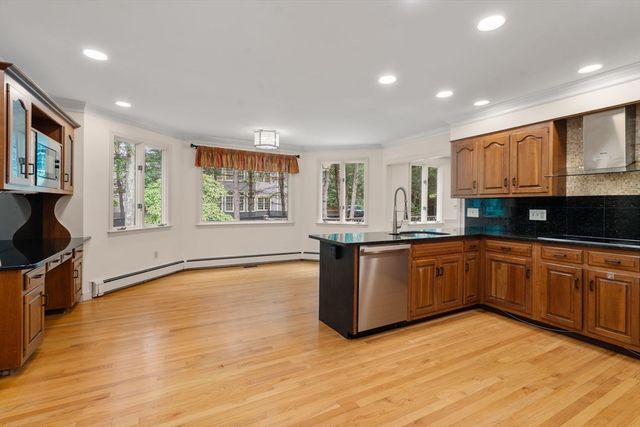 23 Bellevue, Wellesley, MA 02481