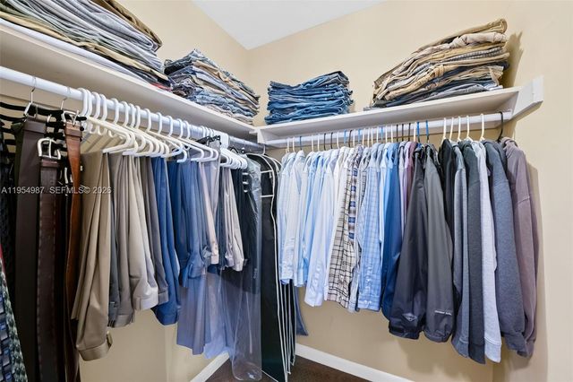 6200 NE 21st Rd, Fort Lauderdale, FL 33308