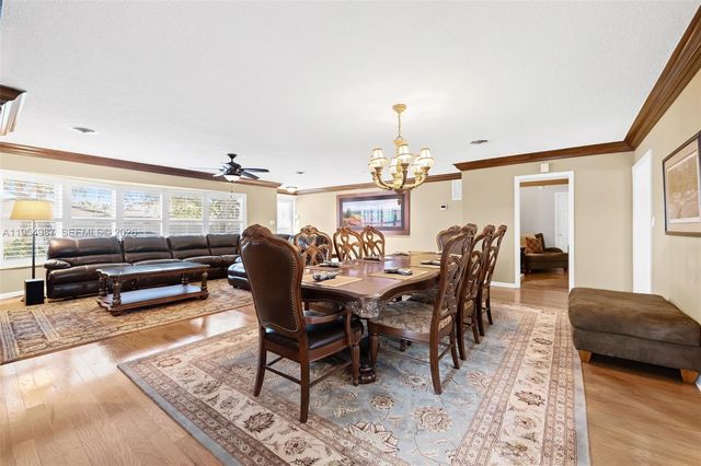 6200 NE 21st Rd, Fort Lauderdale, FL 33308