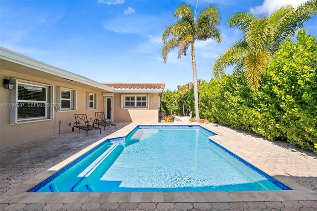 6200 NE 21st Rd, Fort Lauderdale, FL 33308