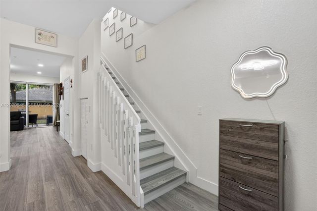 8904 SW 19th St, Miramar, FL 33025