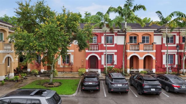 8904 SW 19th St, Miramar, FL 33025