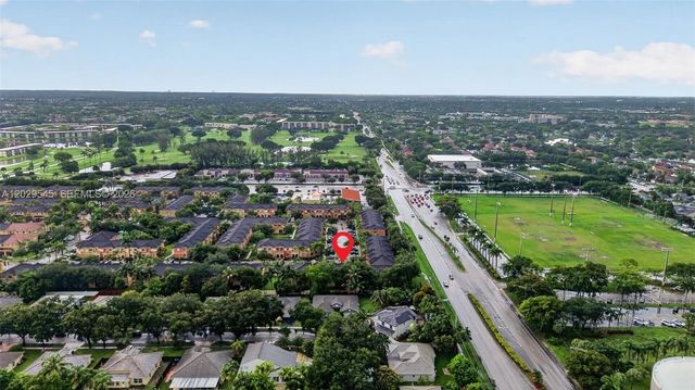 8904 SW 19th St, Miramar, FL 33025