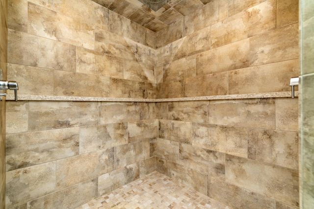 10436 Kings Point Drive, Three Rivers, MI 49093