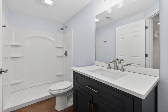 10436 Kings Point Drive, Three Rivers, MI 49093