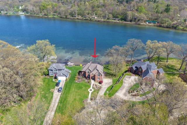 10436 Kings Point Drive, Three Rivers, MI 49093