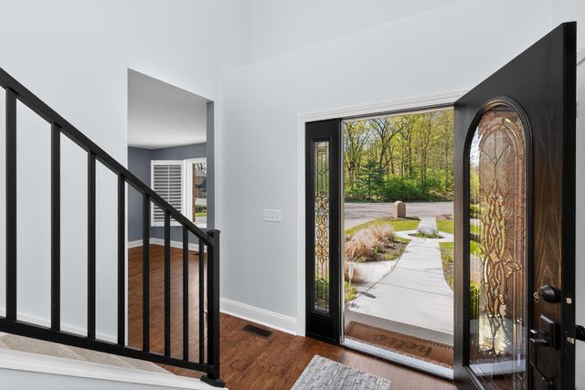 10436 Kings Point Drive, Three Rivers, MI 49093