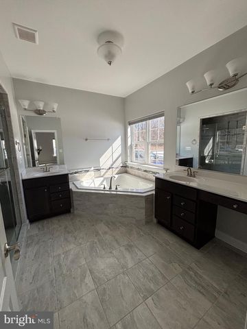 7653 KNOTTING HILL LN, Port Tobacco, MD 20677