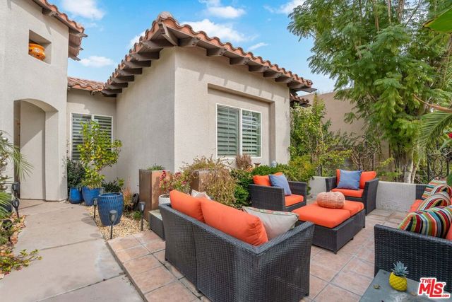 14 Tucson Circle, Palm Desert, CA 92211