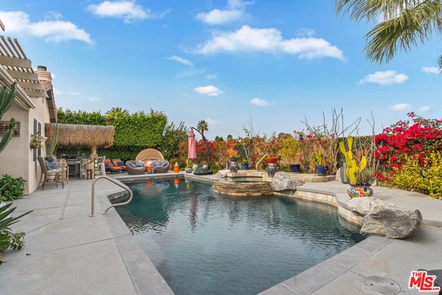 14 Tucson Circle, Palm Desert, CA 92211