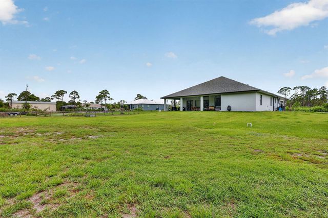 2643 Dyer Road, Fort Pierce, FL 34952