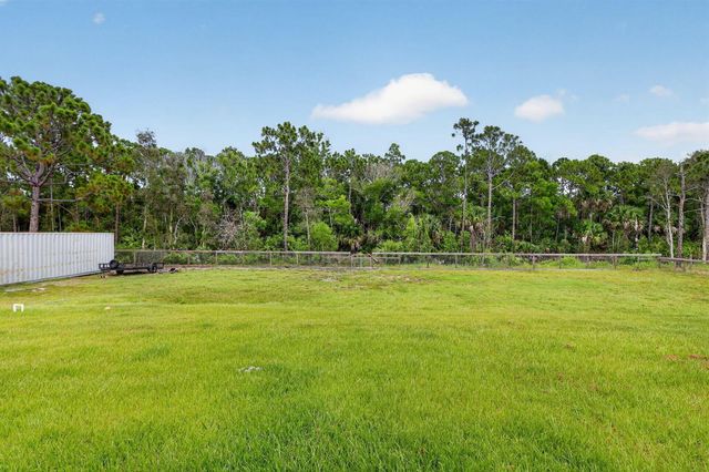 2643 Dyer Road, Fort Pierce, FL 34952