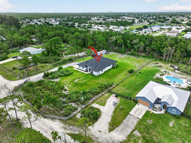 2643 Dyer Road, Fort Pierce, FL 34952