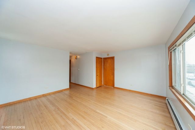 3700 N Harlem Avenue 2, Chicago, IL 60634