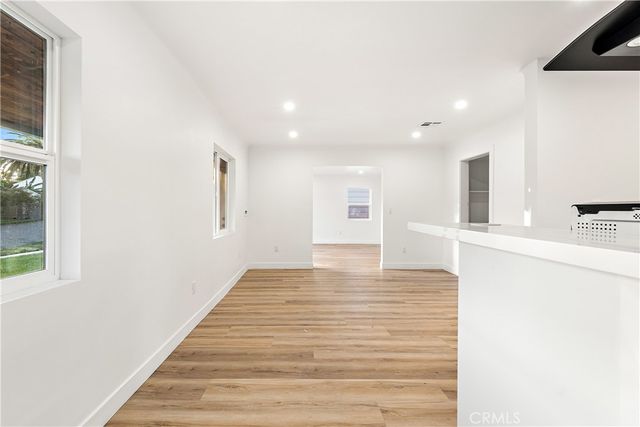 2030 Oregon, Long Beach, CA 90806
