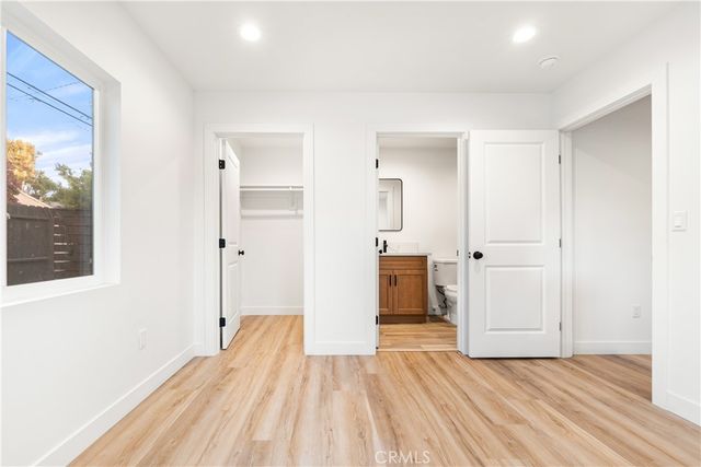 2030 Oregon, Long Beach, CA 90806